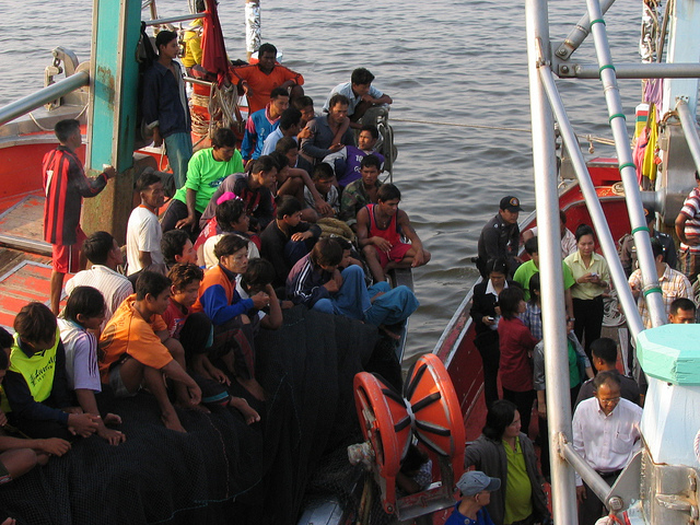 Migrant workers, mainly from Myanmar and Cambodia, are the main workforce for Thailand's fishing industry. Photo by International Labour Organization, taken on February 4, 2015. Licensed under CC BY-NC-ND 3.0.